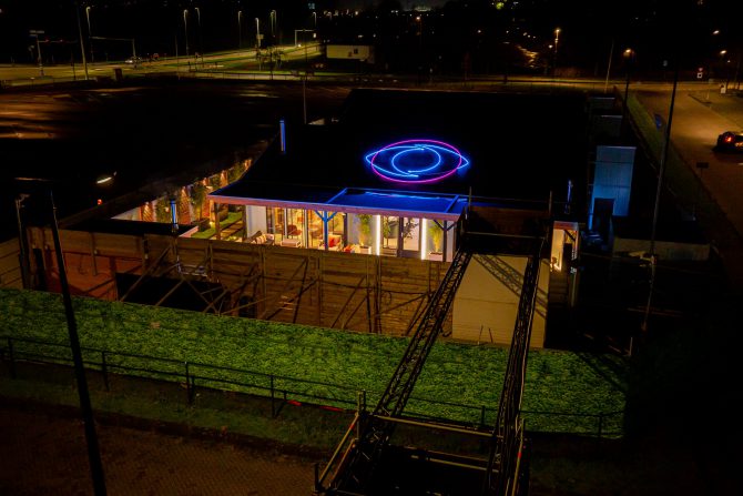 Deze twee nieuwe bewoners moeten het Big Brother huis insluipen