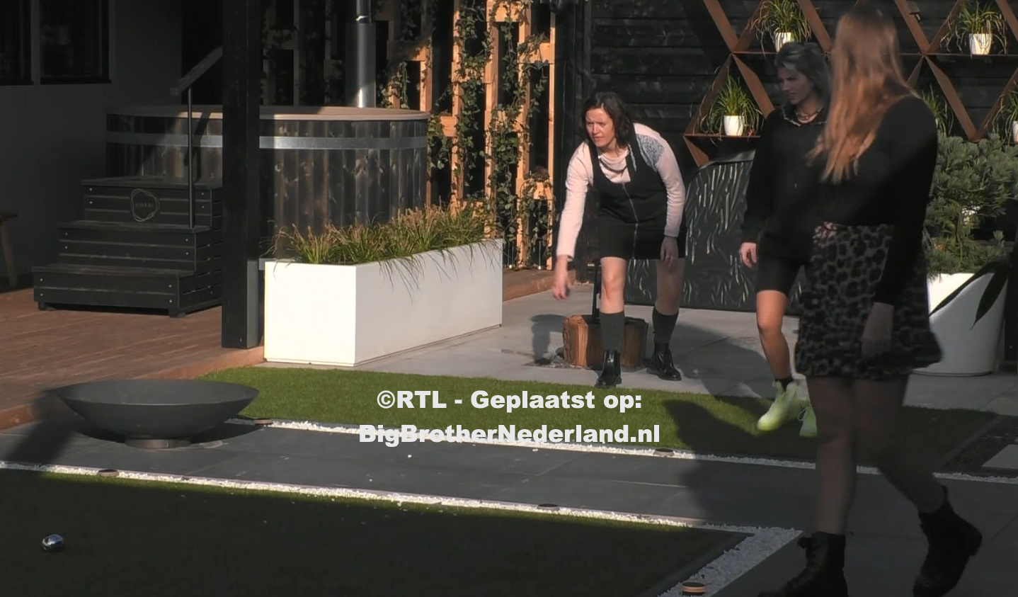 Het arme en rijke deel in Big Brother hebben een rustige dag