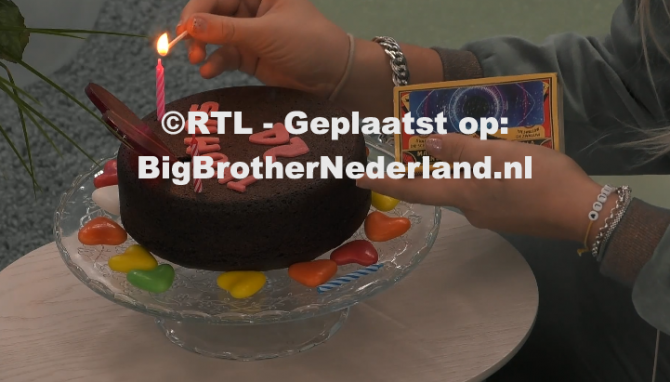 Thomas is jarig en Jerrel heeft een videoboodschap