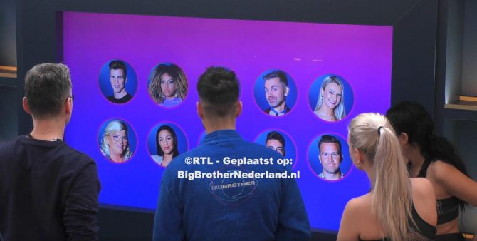 De bewoners horen dat ze allemaal genomineerd zijn en starten met de survival week