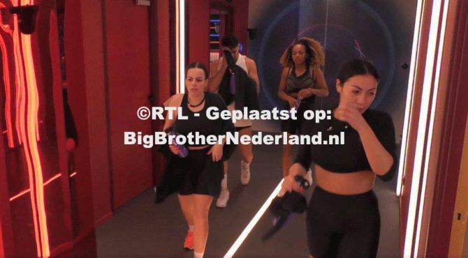 De bewoners spelen een intensief boodschappenspel en Tobias en Julio pakken hun koffers