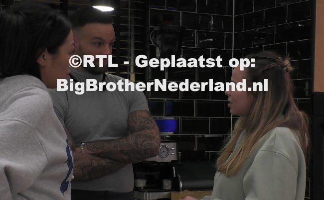 Leroy heeft onenigheid met Nouchine nadat hij haar vraagt met wie ze in de Big Brother finale wil