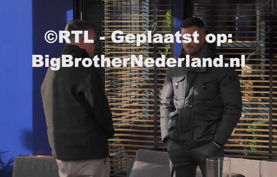 Peter en Leroy willen Kristof eruit krijgen en ze bespreken hoe