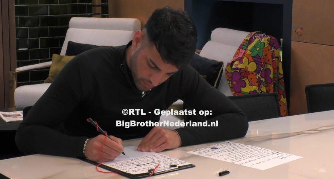De bewoners moeten een pleidooi houden waarom ze de finaleweek van Big Brother willen behalen