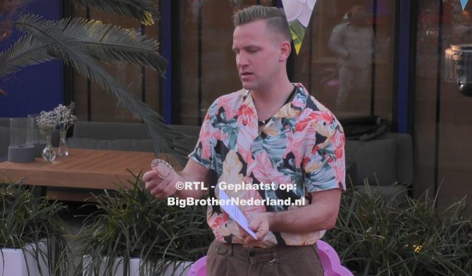 Kristof is de eerste finalist van Big Brother 2022 en Tobias krijgt een tuinfeest, de sfeer is slecht…