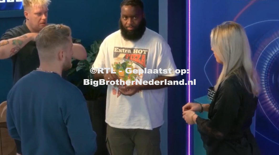 De bewoners in het huis komen erachter dat ze allemaal genomineerd zijn